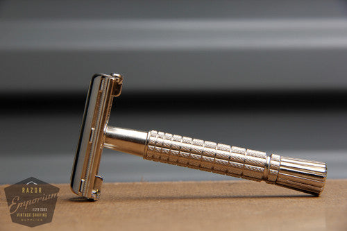 Gillette 1964 Flair Tip Super Speed DE Safety Razor -- J1