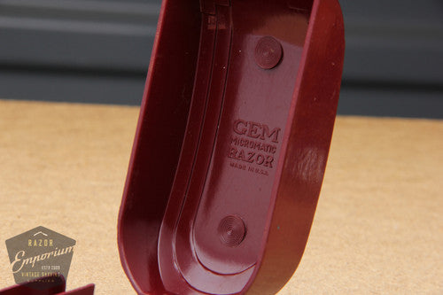 Gem 1930's Micromatic Single Edge Razor in Art Deco Case - Maroon