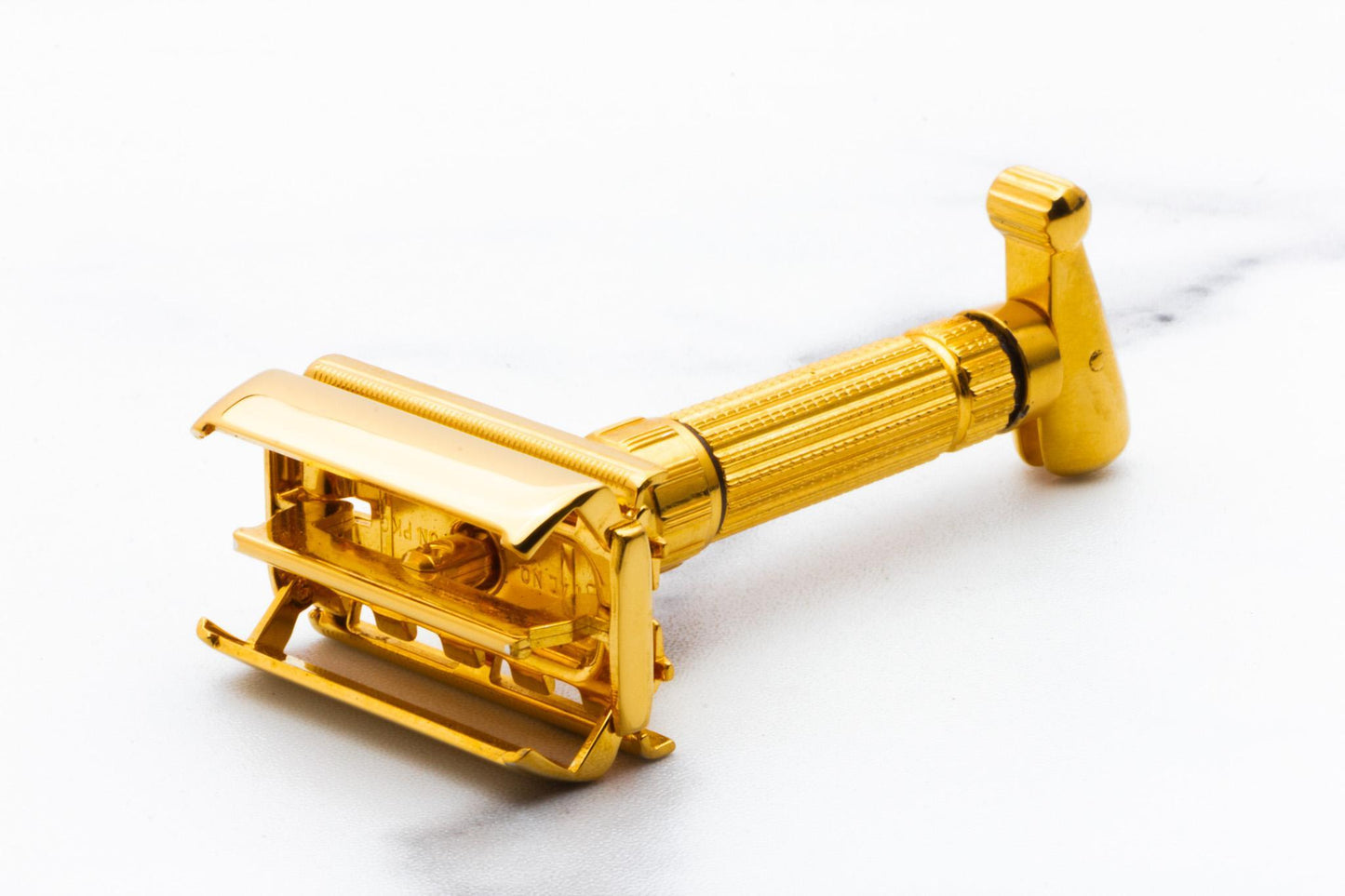 1960 F4 Gillette Adjustable Toggle Double Edge Safety Razor | Original Condition