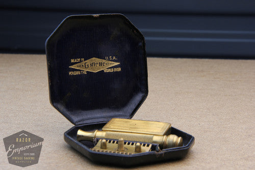 Gillette 1910's Old Type DE Safety Razor in NEW Era Octagonal Presentation Case
