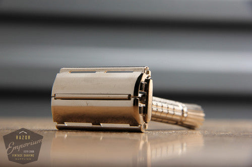 Gillette 1964 Flair Tip Super Speed DE Safety Razor -- J1