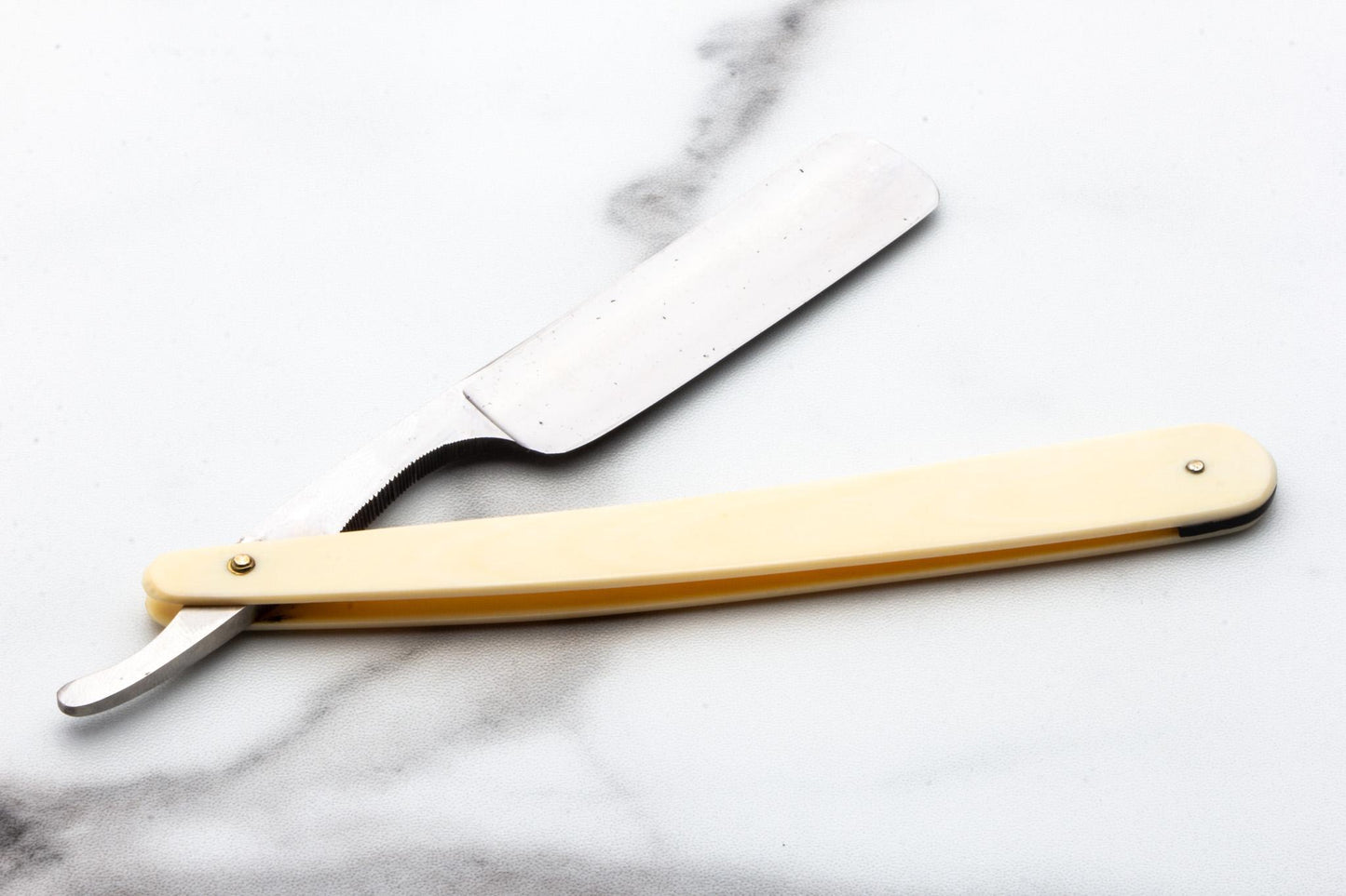 5/8" G. Nazer El Royal Exchange Classics on Clearance Straight Razor