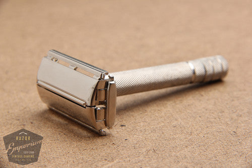 Gillette 1954 Notched Original Super Speed (DE) Safety Razor- Z3