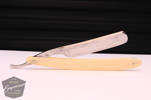 5/8" Wilkinson Special Pall Mall Hollow w/ Celluloid Scales - Saturday