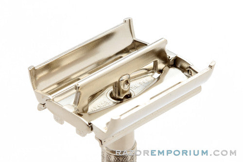 1964 Gillette Flair Tip Super Speed DE Safety Razor - J4