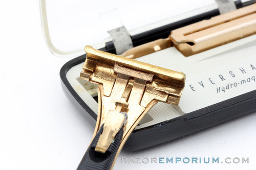 1950's Eversharp Schick Hydro-Magic Injector Safety Razor in Case