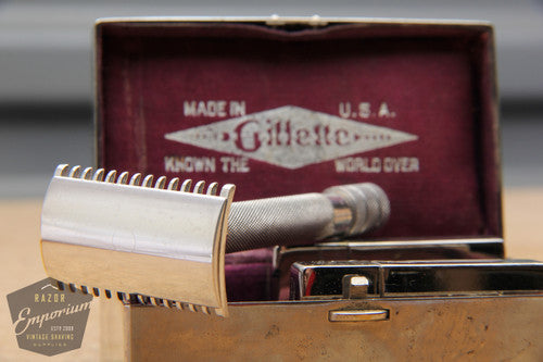Gillette 1921 Silver Single Ring Old Type Set in Metal Case w/ Blade Banks