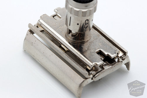 1970 Gillette P2 Super Adjustable 109 Adjustable Safety Razor