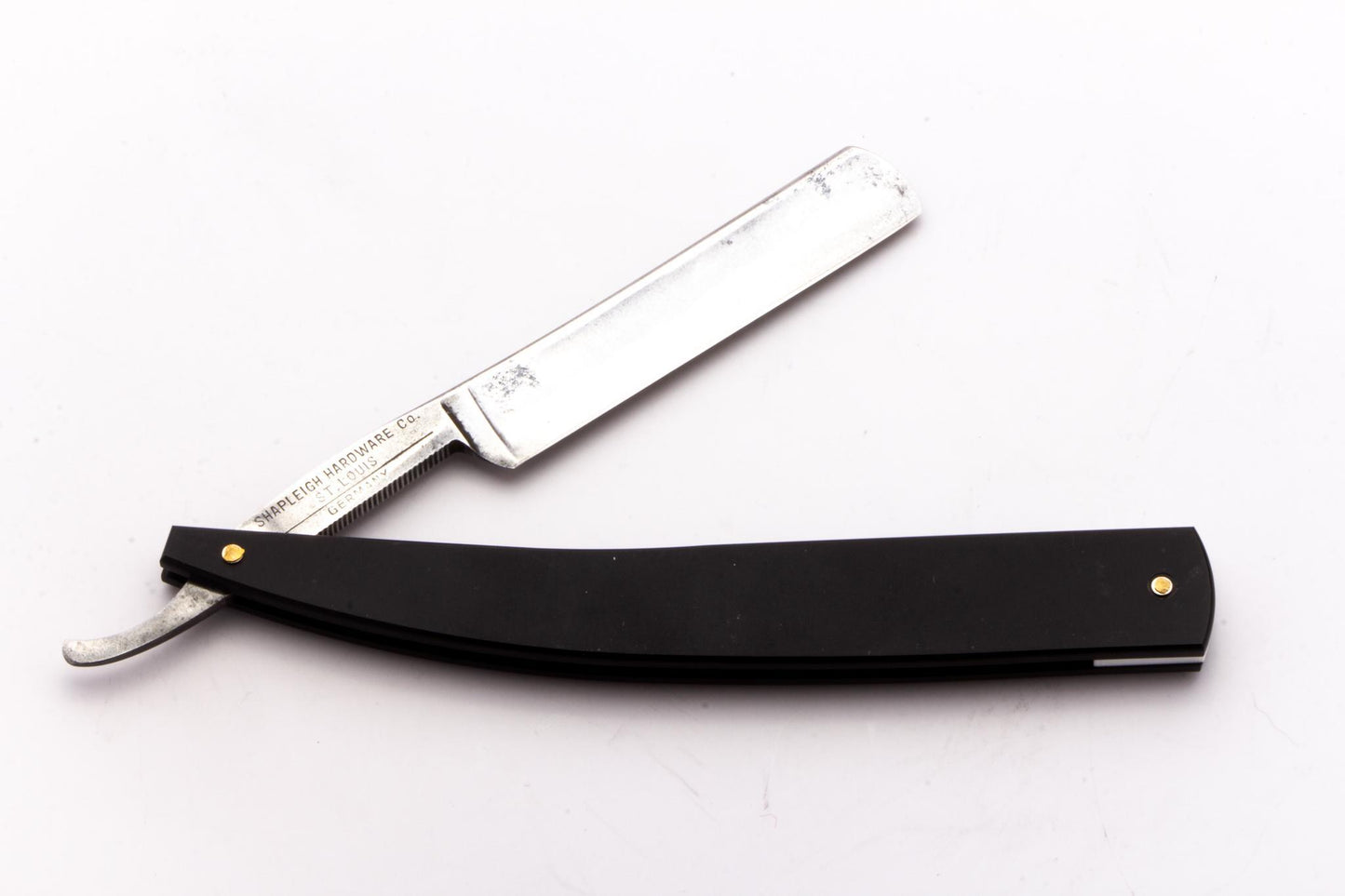 11/16" Shapleigh Hardware Vintage Restored Straight Razor | St. Louis, MI