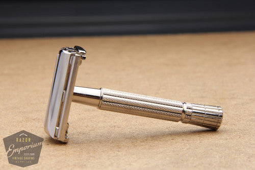 Gillette 1958 TV Super Speed Razor w/ Case