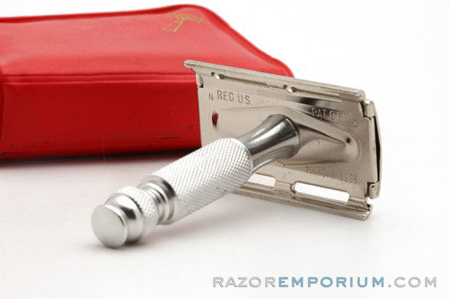 1968 Gillette N3 Travel Tech Safety Razor Red Leather Case