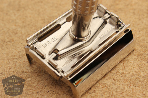 Gillette 1960 Flair Tip Super Speed Safety Razor * Nickel REVAMPED