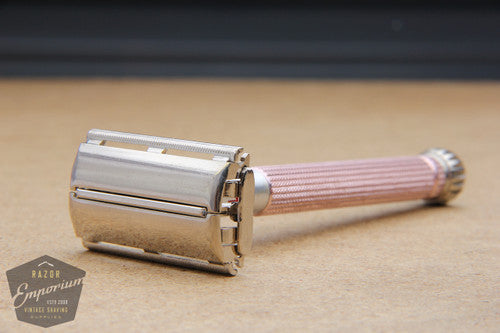Gillette 1970 Pink Star Lady Safety Razor P1