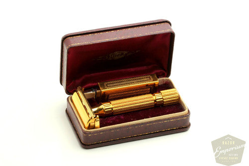Gillette 1940s Aristocrat Double Edge in Maroon Case