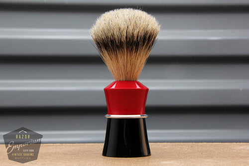 Vintage Ever-Ready Black & Red Shaving Brush - 22mm Silver Tip Badger