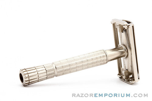 1956 B1 Gillette Flare Tip Super Speed Double Edge Safety Razor