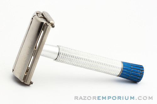 1959 B1 Gillette Blue Tip Light Super Speed Safety Razor