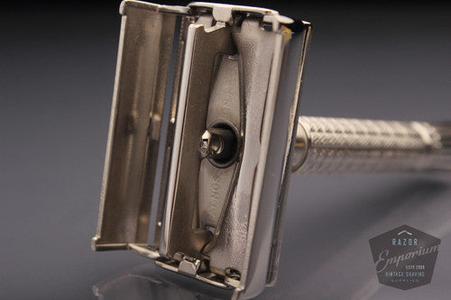 Gillette 1966 Flair Tip Super Speed Safety Razor * Nickel REVAMPED