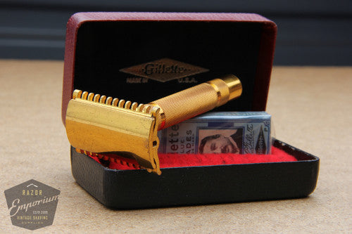 Gillette 1930's Red & Black Special - Short Comb NEW