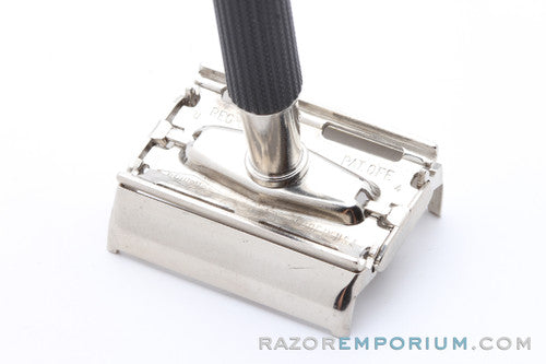 1974 Gillette Black Handle Super Speed Safety Razor U4