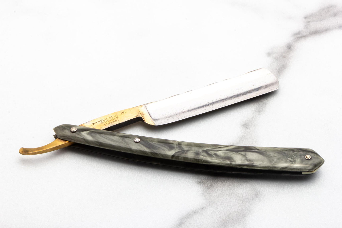 5/8" Sigi Gold Wilhelm Boos Jr. Classics on Clearance Straight Razor
