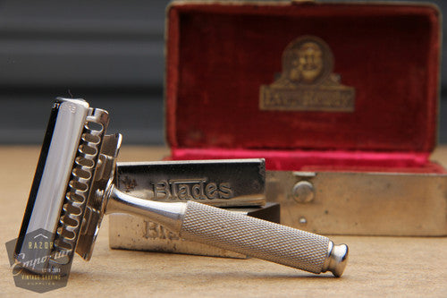 Ever Ready 1912 Style Single Edge Safety Razor in Metal Case w/ Blade Banks