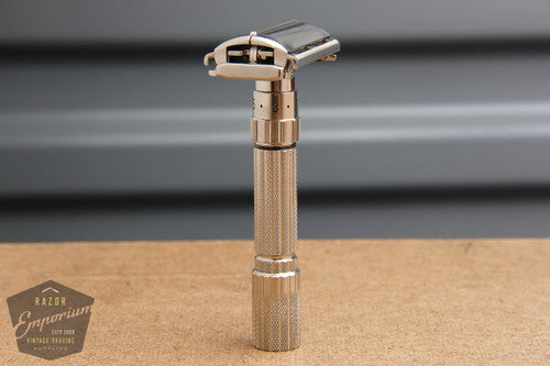 Gillette Fatboy 1959 $1.95 Adjustable DE Safety Razor - E2