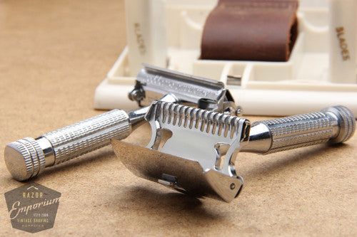Ever-Ready 1912 British Made Single Edge Safety Razor & Stropper in Cream Bakelite Snap Case