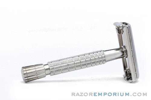 1960's Gillette Giromatic Flare Tip Rocket Safety Razor Set