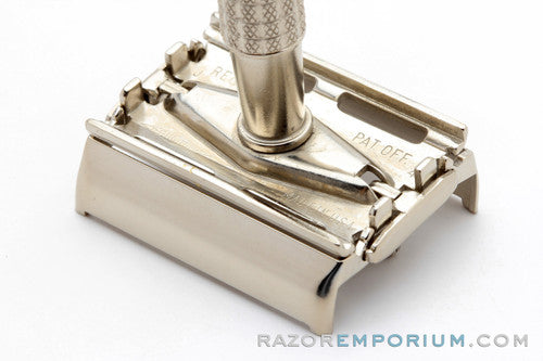 1964 Gillette Flair Tip Super Speed DE Safety Razor - J4