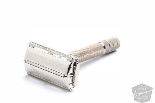 Gillette 1953 (Y4) Super Speed Double Edge Safety Razor