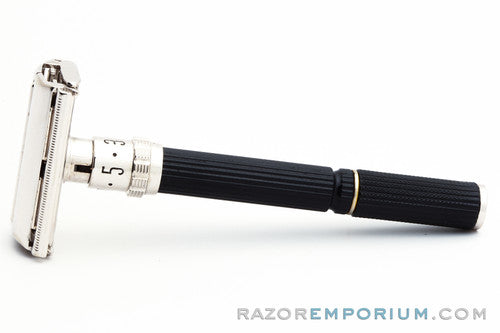 1971 R3 Gillette Super Adjustable 109 Adjustable DE Safety Razor