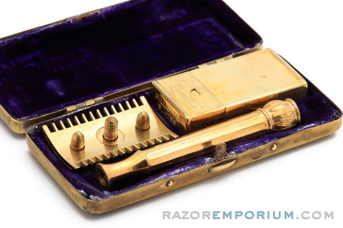 1914 Gillette Basketweave Pocket Edition - Old Type Shell (DE) Razor Set