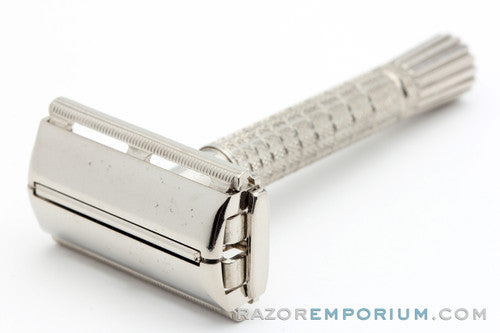 1960 Gillette Flare Tip Super Speed D.E. Safety Razor F3