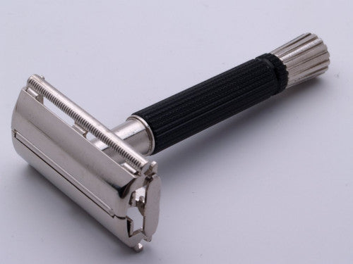 1972 S2 Gillette Black Handle Super Speed Safety Razor