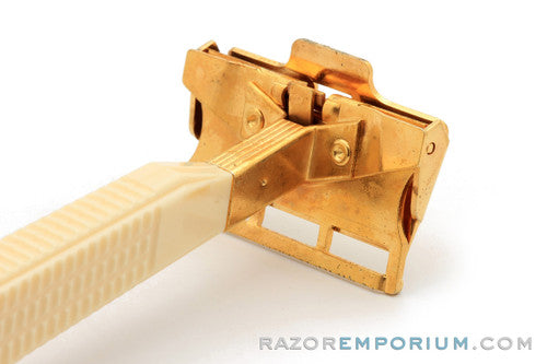 1940's GEM Featherweight Single Edge Razor Cream Bakelite Handle