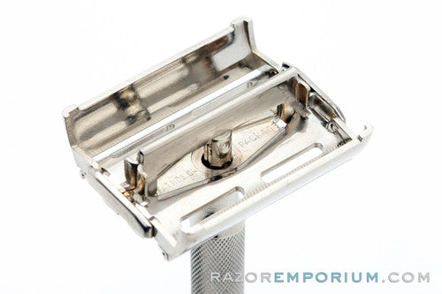 1940's Gillette Notched Super Speed DE Razor NOS