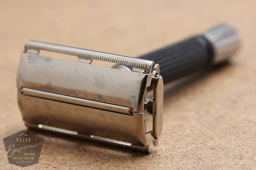 Gillette 1953 Black Handle Super Speed Safety Razor