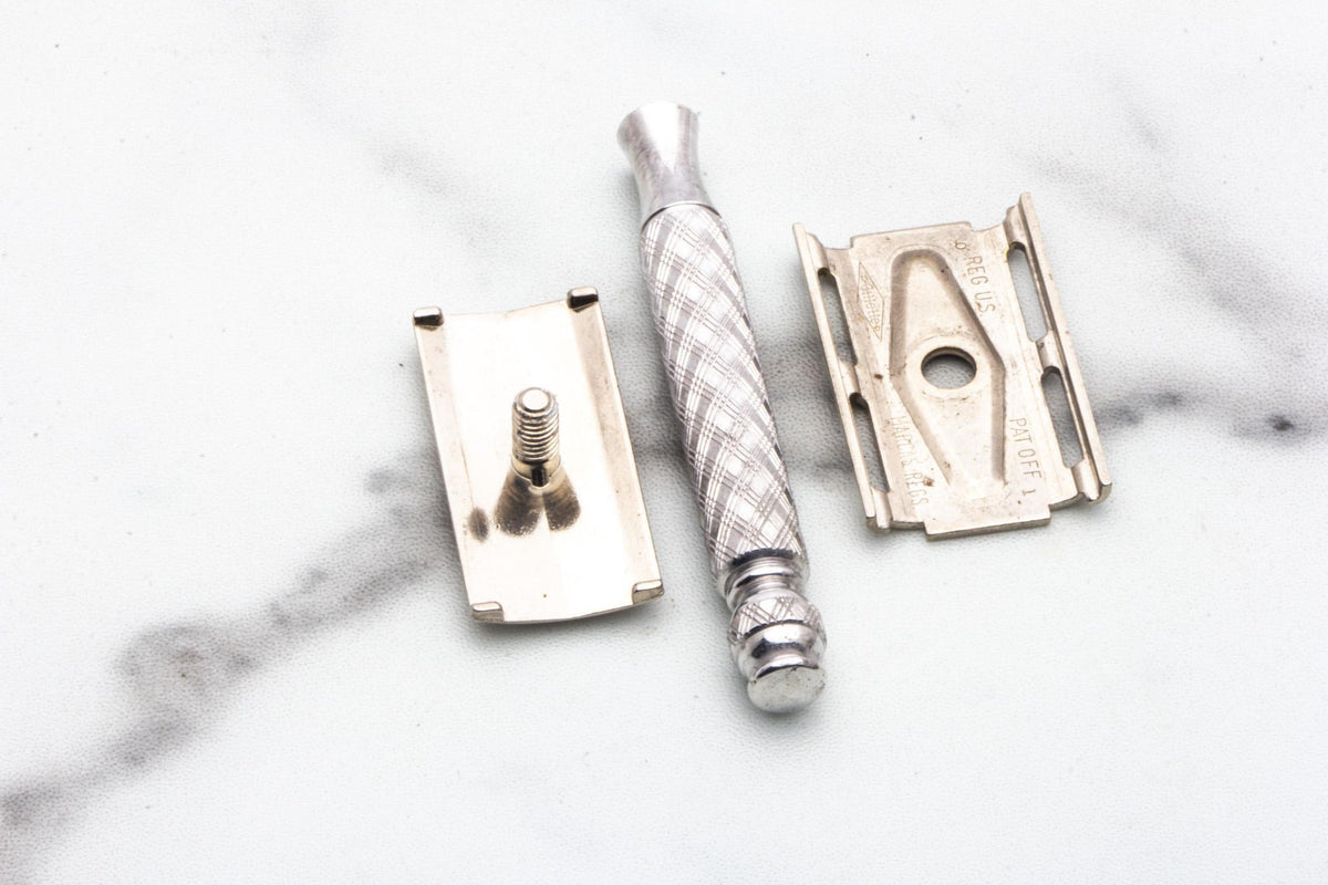 1969 O1 Gillette Spiral Handle Ball End Tech Safety Razor | Original Condition