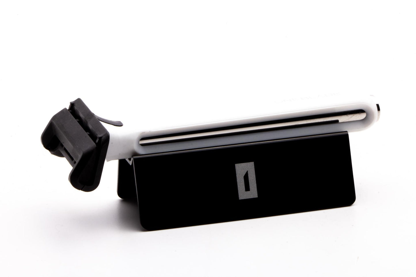 OneBlade | Core White Pivoting Single Edge Razor With Stand | Pre-Owned
