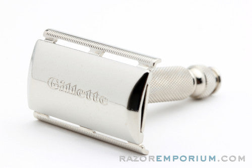 1964 Gillette Tech Travel Double Edge Safety Razor Set