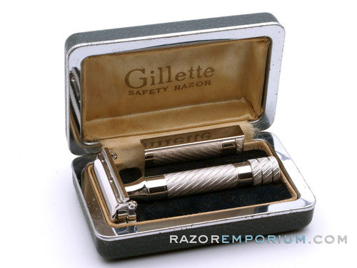 1948 Gillette British Aristocrat No. 21 Safety Razor w/ Case & Bladebank
