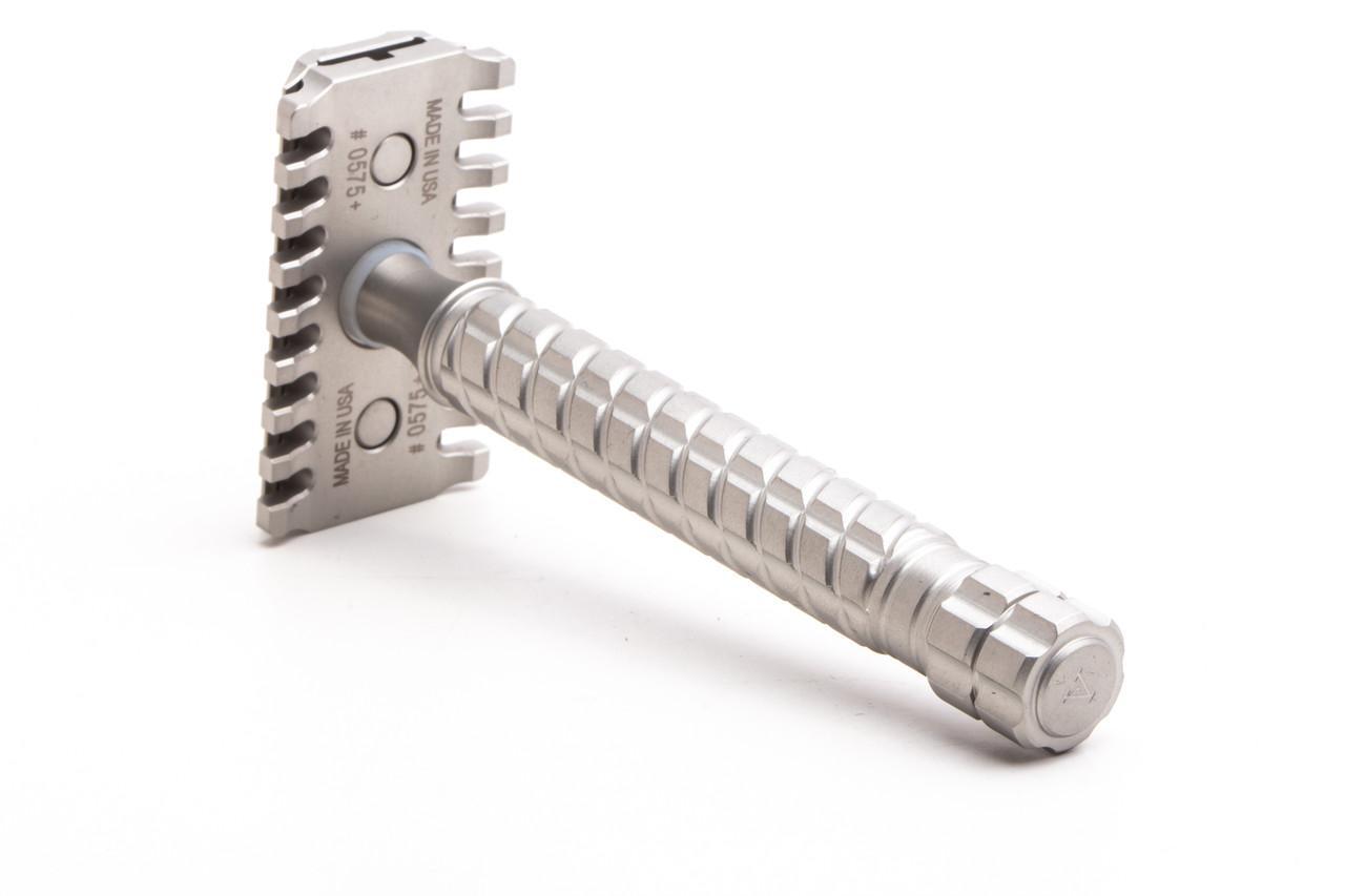 Aylsworth Razors | The Drakkant Open Comb Satin Razor