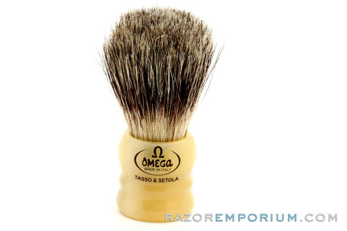 Omega 11047 Boar/Badger Bristle Shaving Brush | Resin Handle