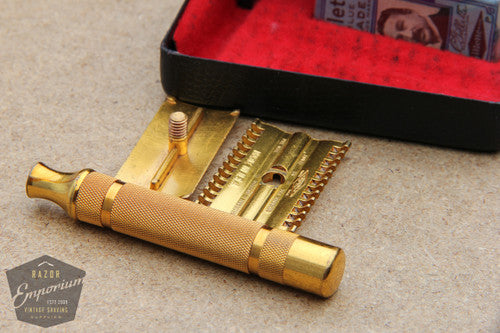 Gillette 1930's Red & Black Special - Short Comb NEW