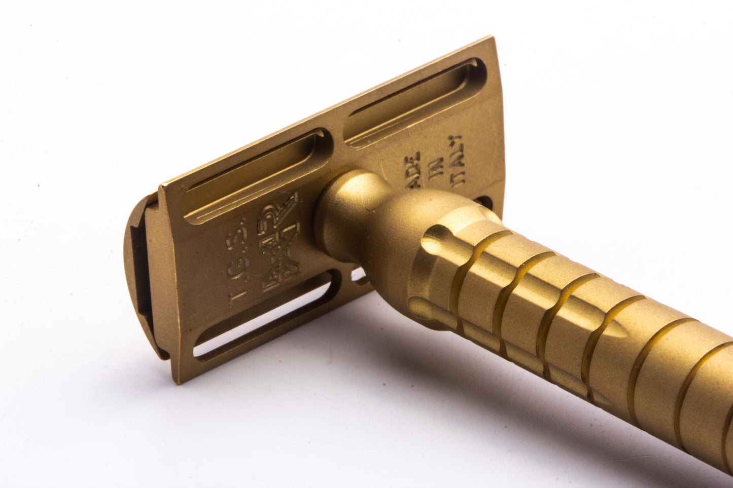 Pre-Owned| Bayonetta Brass Double Edge Safety Razor