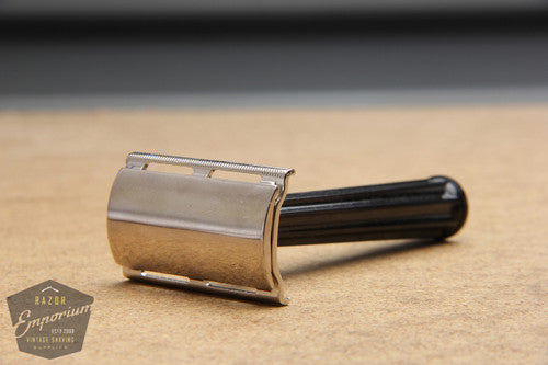 Gillette 1944 WWII Era Bakelite Handle Tech DE Razor - Made in England