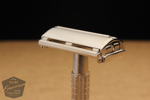 Gillette 1960 Flair Tip Super Speed Safety Razor * Nickel REVAMPED