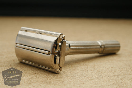 Gillette 1966 Slim Adjustable Safety Razor L4