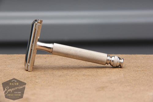 Gillette 1966 Ball End Tech Razor w/ Etched Logo Cap -